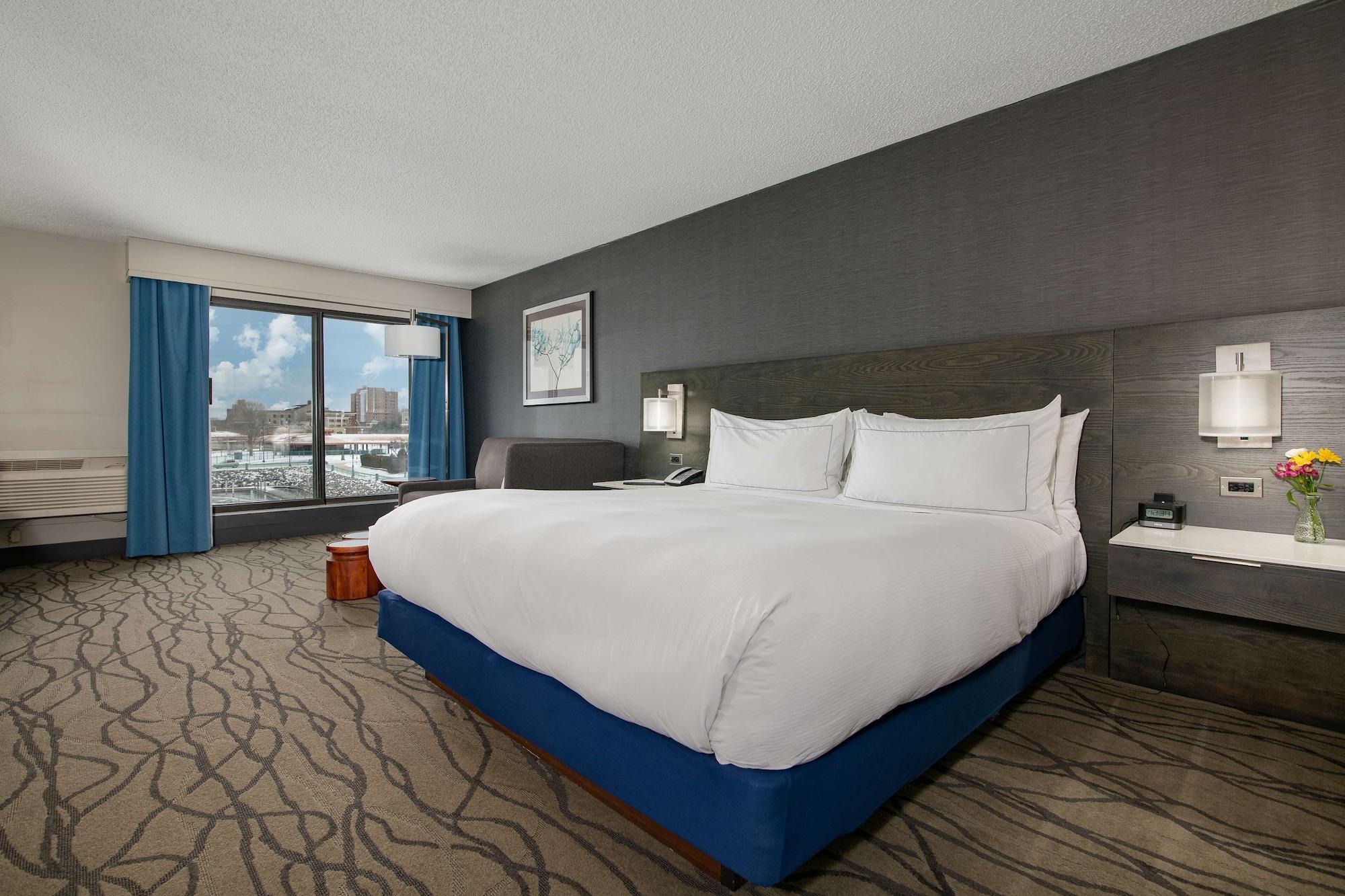 Doubletree By Hilton Racine Harbourwalk Hotel Eksteriør billede