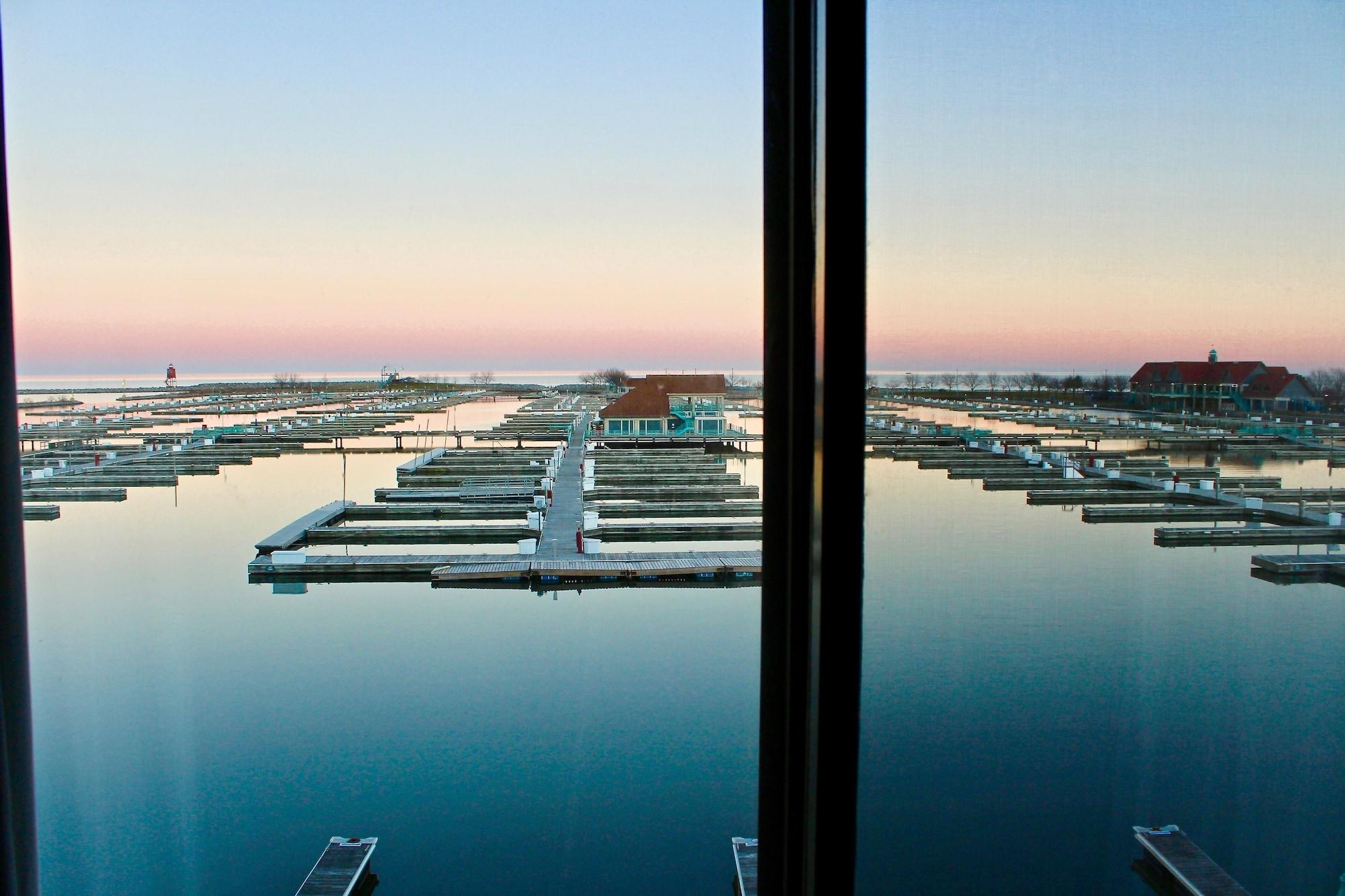 Doubletree By Hilton Racine Harbourwalk Hotel Eksteriør billede